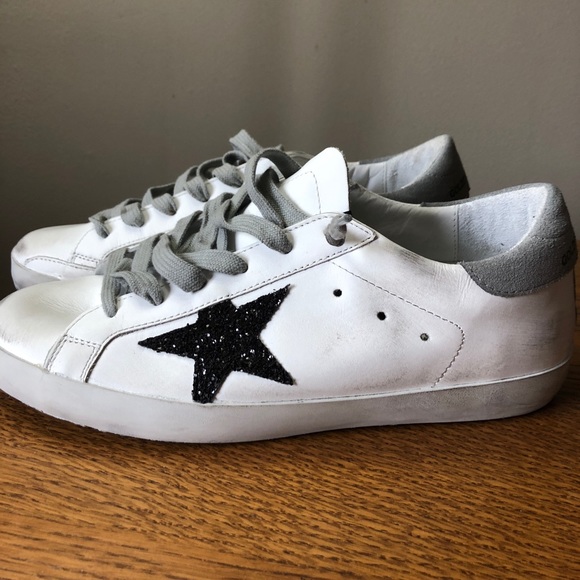 golden goose sneakers white with black star